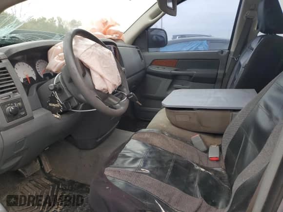 2006 Dodge 1500 ST z VIN 1D7HA18N26J162940, wystawiony jako Copart lot #78380714 z przebiegiem Nie podano mil oraz Szkoda całkowita • Salvage title. Historia ofert i sprzedaży dostępna na DreamBid. Obrazek 7.