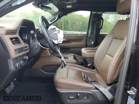 2023 Chevrolet Tahoe High Country с VIN 1GNSKTKL0PR322033, выставлен на аукционе Copart как лот 55501225 с пробегом Не указан миль и Списание • Salvage title. История ставок и продаж доступна на DreamBid. Изображение 7.