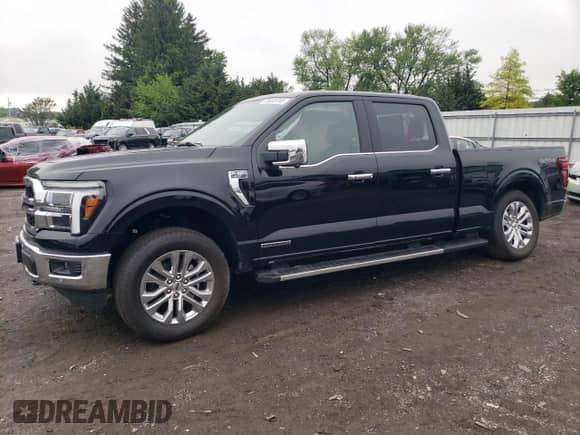 2025 Ford F-150 Lariat с VIN 1FTFW5LD5SFA45844, выставлен на аукционе Copart как лот 55835155 с пробегом 868 миль миль и Списание • Salvage title. История ставок и продаж доступна на DreamBid. Изображение 1.