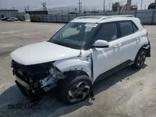 2025 Hyundai Venue SEL с VIN KMHRC8A36SU407558, выставлен на аукционе Copart как лот 69245595 с пробегом 199 миль миль и Списание • Salvage title. История ставок и продаж доступна на DreamBid. Изображение 1.