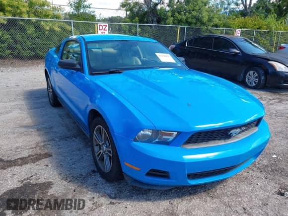 2010 Ford Mustang V6 с VIN 1ZVBP8AN5A5107379, выставлен на аукционе IAAI как лот 43438423 с пробегом 216 125 миль миль и . История ставок и продаж доступна на DreamBid. Изображение 1.