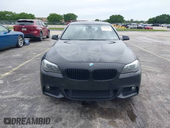 2013 BMW 5 Series 550i с VIN WBAFR9C55DC271603, выставлен на аукционе IAAI как лот 42419219 с пробегом 113 464 миль миль и . История ставок и продаж доступна на DreamBid. Изображение 6.