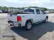 2007 GMC Sierra 1500 SLE1 z VIN 2GTEK13M271555096, wystawiony jako IAAI lot #42321434 z przebiegiem 221 352 mil mil oraz . Historia ofert i sprzedaży dostępna na DreamBid. Obrazek 4.