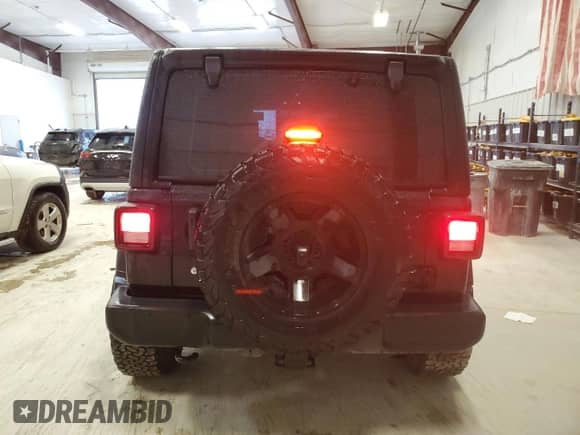 2022 Jeep Wrangler Unlimited Sport z VIN 1C4HJXDG4NW206622, wystawiony jako Copart lot #87664525 z przebiegiem 62 240 mil mil oraz Szkoda całkowita • Salvage title. Historia ofert i sprzedaży dostępna na DreamBid. Obrazek 6.