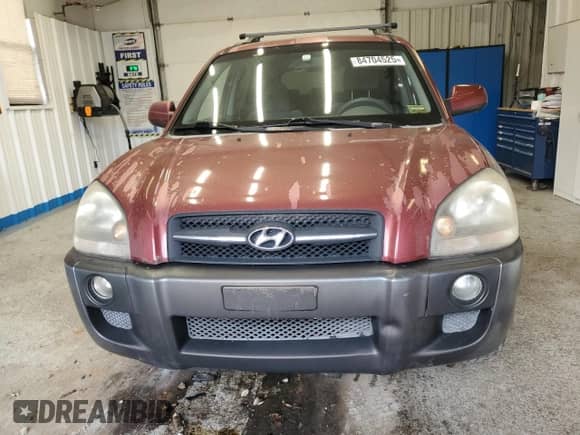 2006 Hyundai Tucson GLS с VIN KM8JN72D86U273537, выставлен на аукционе Copart как лот 84704525 с пробегом 203 329 миль миль и Чистый • Clean title. История ставок и продаж доступна на DreamBid. Изображение 5.