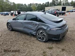 2024 Hyundai Ioniq 6 Limited с VIN KMHM54AC1RA076350, выставлен на аукционе Copart как лот 84796235 с пробегом 4 006 миль миль и Списание • Salvage title. История ставок и продаж доступна на DreamBid. Изображение 2.