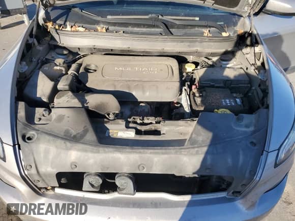 2016 Jeep Cherokee Latitude с VIN 1C4PJMCB4GW130693, выставлен на аукционе Copart как лот 84252085 с пробегом 97 585 миль миль и Списание • Salvage title. История ставок и продаж доступна на DreamBid. Изображение 12.