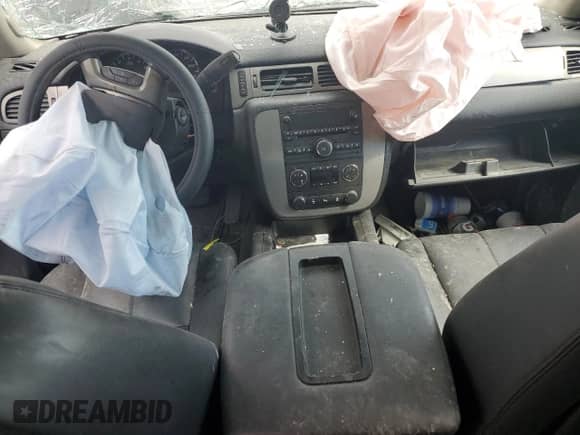 2013 Chevrolet Avalanche LT z VIN 3GNTKFE74DG132896, wystawiony jako Copart lot #68945275 z przebiegiem Nie podano mil oraz Szkoda całkowita • Salvage title. Historia ofert i sprzedaży dostępna na DreamBid. Obrazek 8.