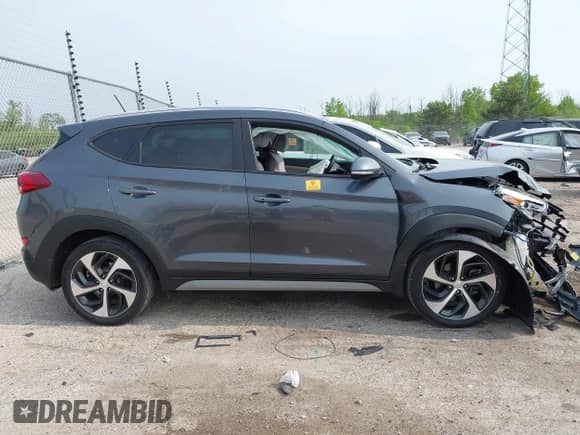 2017 Hyundai Tucson Eco с VIN KM8J3CA26HU529661, выставлен на аукционе IAAI как лот 42404099 с пробегом 85 308 миль миль и . История ставок и продаж доступна на DreamBid. Изображение 13.