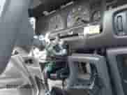 1988 Toyota Camry LE z VIN JT2SV22E9J3261621, wystawiony jako IAAI lot #42543098 z przebiegiem 154 582 mil mil oraz . Historia ofert i sprzedaży dostępna na DreamBid. Obrazek 18.