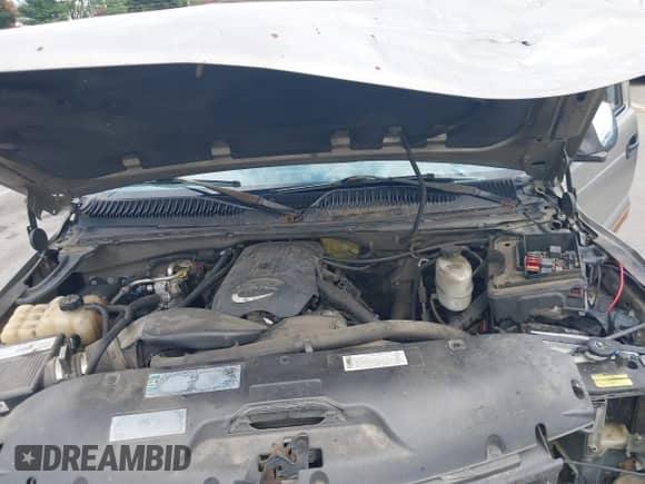 2002 Chevrolet Silverado 1500HD LT с VIN 1GCGK13U02F157489, выставлен на аукционе IAAI как лот 42789384 с пробегом Не указан миль и . История ставок и продаж доступна на DreamBid. Изображение 10.