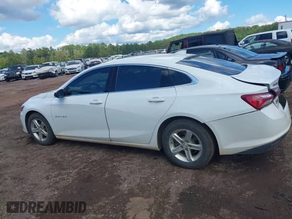 2022 Chevrolet Malibu LT z VIN 1G1ZD5ST3NF140637, wystawiony jako IAAI lot #43287596 z przebiegiem 73 402 mil mil oraz . Historia ofert i sprzedaży dostępna na DreamBid. Obrazek 14.