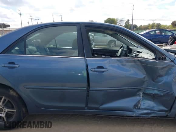 2002 Toyota Camry LE с VIN JTDBE32K620019178, выставлен на аукционе IAAI как лот 43438216 с пробегом 168 005 миль миль и . История ставок и продаж доступна на DreamBid. Изображение 14.