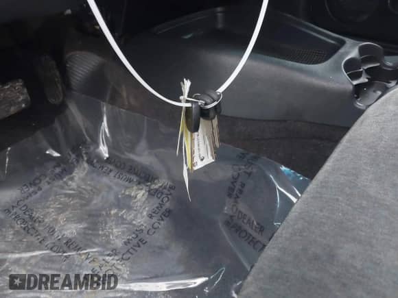 2002 Chevrolet Blazer LS z VIN 1GNDT13W12K155699, wystawiony jako IAAI lot #42558320 z przebiegiem 104 072 mil mil oraz . Historia ofert i sprzedaży dostępna na DreamBid. Obrazek 12.