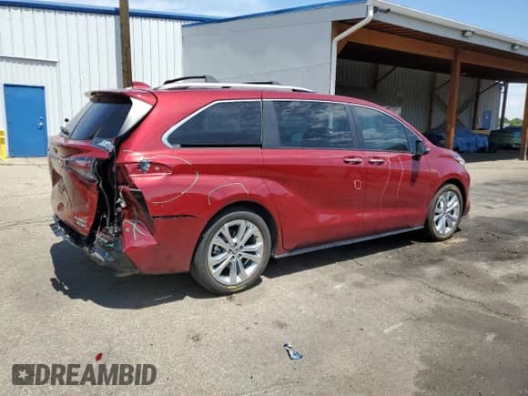 2022 Toyota Sienna Platinum с VIN 5TDERKEC1NS082819, выставлен на аукционе Copart как лот 68132775 с пробегом 45 047 миль миль и Списание • Salvage title. История ставок и продаж доступна на DreamBid. Изображение 3.