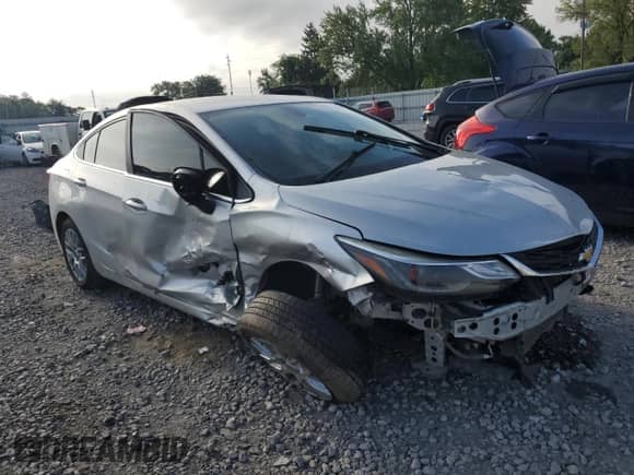 2017 Chevrolet Cruze LT with VIN 1G1BE5SM4H7181106, listed as a Copart auction lot 68377875 with Not provided miles and Salvage title. Bid and sale history available at DreamBid. Image 4.