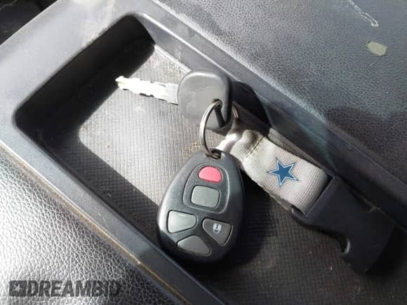 2009 Chevrolet Tahoe 1LT with VIN 1GNEC23329R303165, listed as a IAAI auction lot 41682532 with 192,513 mi miles and . Bid and sale history available at DreamBid. Image 11.