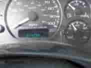 2001 GMC Sierra 1500 SLE z VIN 2GTEC19V011173301, wystawiony jako IAAI lot #43069793 z przebiegiem 214 735 mil mil oraz . Historia ofert i sprzedaży dostępna na DreamBid. Obrazek 7.