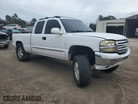 2004 GMC Sierra 1500 SLE with VIN 1GTEK19V54Z174412, listed as a Copart auction lot 84922904 with 342,686 mi miles and Salvage title. Bid and sale history available at DreamBid. Image 4.
