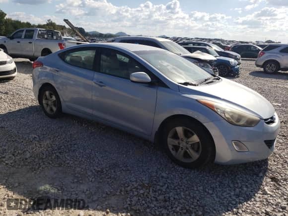 2013 Hyundai Elantra GLS с VIN KMHDH4AE5DU631333, выставлен на аукционе Copart как лот 85094795 с пробегом 191 440 миль миль и Списание • Salvage title. История ставок и продаж доступна на DreamBid. Изображение 4.
