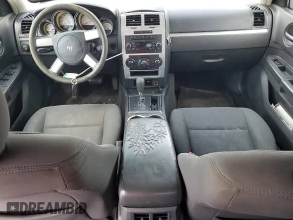 2010 Dodge Charger SXT с VIN 2B3CA3CV1AH298561, выставлен на аукционе Copart как лот 68921894 с пробегом 222 208 миль миль и Списание • Salvage title. История ставок и продаж доступна на DreamBid. Изображение 8.