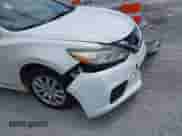 2016 Nissan Altima SV z VIN 1N4AL3AP7GC162084, wystawiony jako IAAI lot #42707771 z przebiegiem 189 361 mil mil oraz . Historia ofert i sprzedaży dostępna na DreamBid. Obrazek 21.