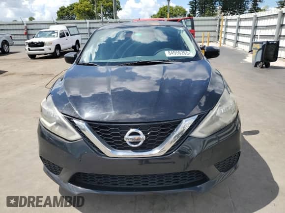 2017 Nissan Sentra S z VIN 3N1AB7AP0HY400793, wystawiony jako Copart lot #84956265 z przebiegiem 104 134 mil mil oraz Szkoda całkowita • Salvage title. Historia ofert i sprzedaży dostępna na DreamBid. Obrazek 5.
