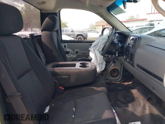 2012 GMC Sierra 1500 Work Truck z VIN 1GTN1TEX3CZ190953, wystawiony jako IAAI lot #42205917 z przebiegiem 229 407 mil mil oraz . Historia ofert i sprzedaży dostępna na DreamBid. Obrazek 5.