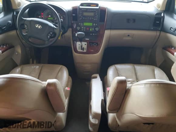 2008 Hyundai Entourage GLS z VIN KNDMC233486054453, wystawiony jako Copart lot #64286305 z przebiegiem 159 649 mil mil oraz Szkoda całkowita • Salvage title. Historia ofert i sprzedaży dostępna na DreamBid. Obrazek 8.