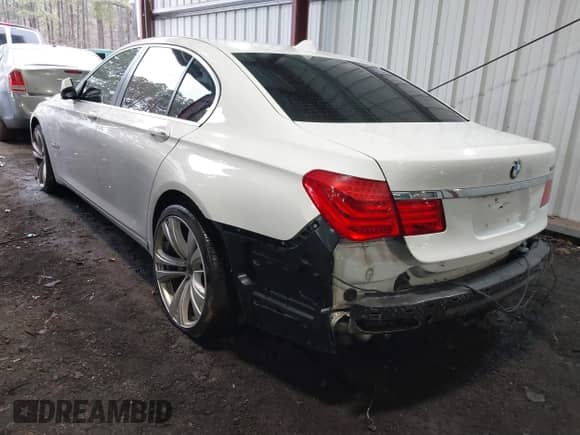 2011 BMW 7 Series 750i xDrive with VIN WBAKC6C54BC394143, listed as a IAAI auction lot 41482533 with 131,241 mi miles and . Bid and sale history available at DreamBid. Image 3.