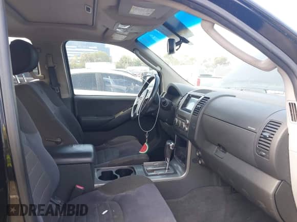 2006 Nissan Pathfinder S с VIN 5N1AR18U26C615384, выставлен на аукционе IAAI как лот 42670964 с пробегом 187 806 миль миль и . История ставок и продаж доступна на DreamBid. Изображение 5.
