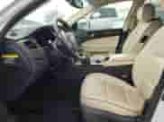 2014 Hyundai Equus Signature z VIN KMHGH4JH8EU079271, wystawiony jako Copart lot #54319185 z przebiegiem 123 746 mil mil oraz Szkoda całkowita • Salvage title. Historia ofert i sprzedaży dostępna na DreamBid. Obrazek 7.