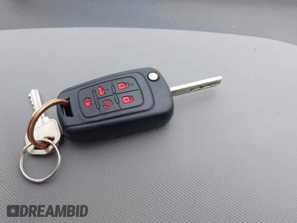 2014 Chevrolet Sonic LT z VIN 1G1JC5SB8E4231275, wystawiony jako IAAI lot #42182323 z przebiegiem 85 516 mil mil oraz . Historia ofert i sprzedaży dostępna na DreamBid. Obrazek 11.