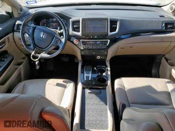 2016 Honda Pilot Touring с VIN 5FNYF5H98GB014855, выставлен на аукционе Copart как лот 70653655 с пробегом 123 708 миль миль и Списание • Salvage title. История ставок и продаж доступна на DreamBid. Изображение 8.