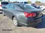 2015 Chevrolet Malibu LS z VIN 1G11A5SL2FF148333, wystawiony jako IAAI lot #43540152 z przebiegiem 188 542 mil mil oraz . Historia ofert i sprzedaży dostępna na DreamBid. Obrazek 3.