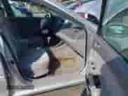 2002 Toyota Camry XLE с VIN 4T1BF32K02U523386, выставлен на аукционе IAAI как лот 43270837 с пробегом 175 022 миль миль и . История ставок и продаж доступна на DreamBid. Изображение 5.