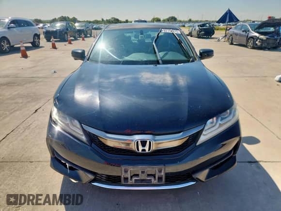 2016 Honda Accord EX-L z VIN 1HGCT2B84GA000379, wystawiony jako Copart lot #82158815 z przebiegiem 171 717 mil mil oraz Czysty tytuł • Clean title. Historia ofert i sprzedaży dostępna na DreamBid. Obrazek 5.