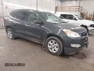2009 Chevrolet Traverse LS с VIN 1GNEV13D19S109796, выставлен на аукционе IAAI как лот 43386599 с пробегом 198 354 миль миль и . История ставок и продаж доступна на DreamBid. Изображение 1.