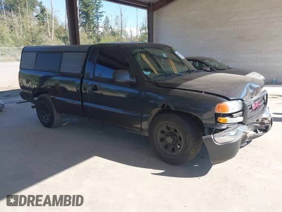 2005 GMC Sierra 1500 Work Truck z VIN 1GTEC14X75Z329663, wystawiony jako IAAI lot #42872806 z przebiegiem 182 385 mil mil oraz . Historia ofert i sprzedaży dostępna na DreamBid. Obrazek 1.