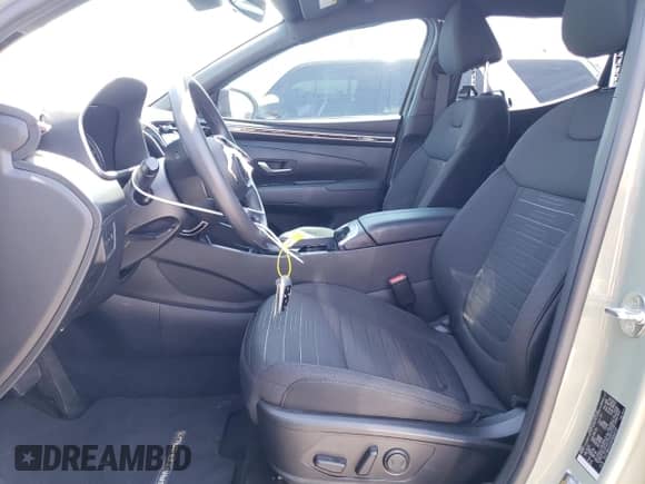 2023 Hyundai Santa Cruz SEL с VIN 5NTJB4AE0PH068149, выставлен на аукционе Copart как лот 66628274 с пробегом 6 363 миль миль и Списание • Salvage title. История ставок и продаж доступна на DreamBid. Изображение 7.