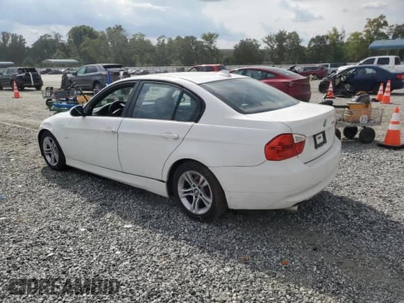 2008 BMW 3 Series 328i with VIN WBAVC53548FZ84714, listed as a Copart auction lot 80795725 with 221,365 mi miles and Salvage title. Bid and sale history available at DreamBid. Image 2.