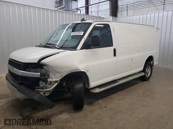 2023 Chevrolet Express Cargo с VIN 1GCWGAFP9P1126958, выставлен на аукционе Copart как лот 63655535 с пробегом 24 564 миль миль и Чистый • Clean title. История ставок и продаж доступна на DreamBid. Изображение 1.