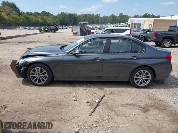 2017 BMW 3 Series 320i with VIN WBA8A9C38HAC99897, listed as a IAAI auction lot 43221941 with 88,864 mi miles and . Bid and sale history available at DreamBid. Image 14.