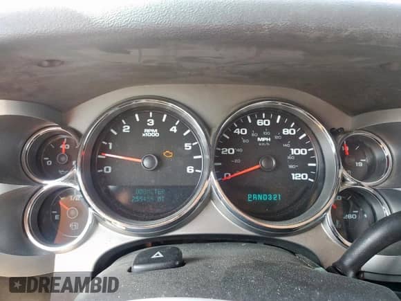 2008 Chevrolet Silverado 1500 LS с VIN 3GCEC13C28G310831, выставлен на аукционе Copart как лот 80161525 с пробегом 255 455 миль миль и Списание • Salvage title. История ставок и продаж доступна на DreamBid. Изображение 9.