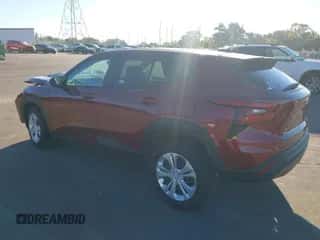 2025 Chevrolet Trax LS с VIN KL77LFEP5SC179858, выставлен на аукционе IAAI как лот 43454002 с пробегом 19 869 миль миль и . История ставок и продаж доступна на DreamBid. Изображение 3.