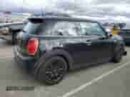 2019 MINI Hardtop Cooper with VIN WMWXP5C56K2H31697, listed as a Copart auction lot 48826655 with 60,190 mi miles and Salvage title. Bid and sale history available at DreamBid. Image 3.