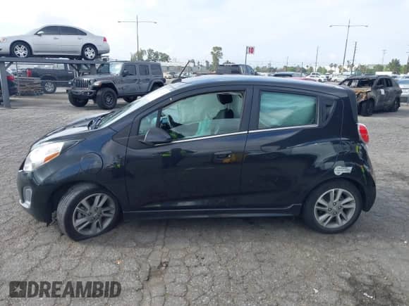 2014 Chevrolet Spark LT с VIN KL8CL6S03EC515318, выставлен на аукционе IAAI как лот 42130495 с пробегом 56 208 миль миль и . История ставок и продаж доступна на DreamBid. Изображение 14.