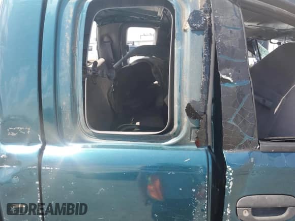 1999 Dodge 2500 with VIN 3B7KF2360XG203981, listed as a Copart auction lot 62489195 with Not provided miles and Salvage title. Bid and sale history available at DreamBid. Image 10.