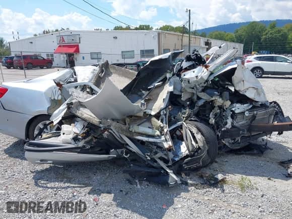 2013 Toyota Camry LE z VIN 4T1BD1FK5DU096620, wystawiony jako IAAI lot #43070799 z przebiegiem Nie podano mil oraz . Historia ofert i sprzedaży dostępna na DreamBid. Obrazek 13.