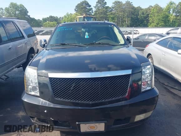 2009 Cadillac Escalade ESV with VIN 1GYFK26279R270175, listed as a IAAI auction lot 42349456 with 189,172 mi miles and . Bid and sale history available at DreamBid. Image 12.